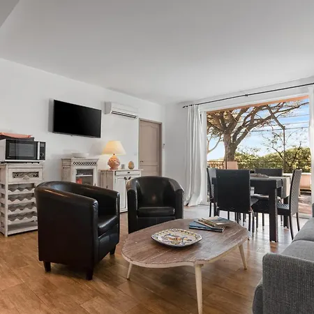 Cosy - Du Soleil Apartment *