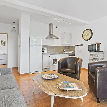 Cosy - Du Soleil Apartment