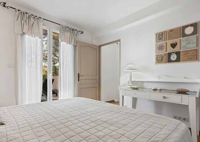 Cosy - Du Soleil * 생트막시메